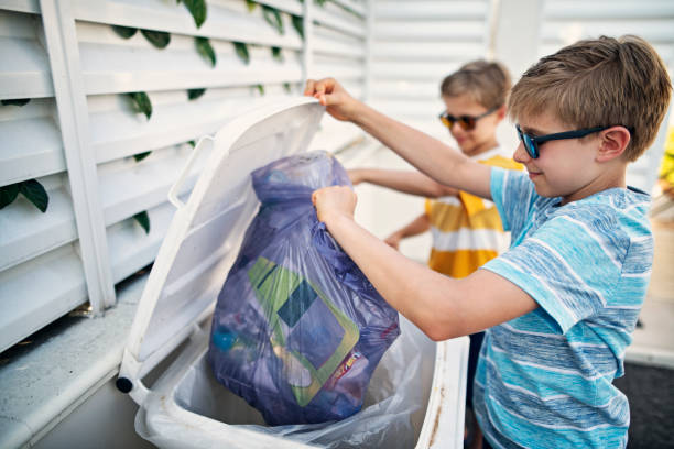Best Basement Cleanout Services  in Sugarcreek, OH